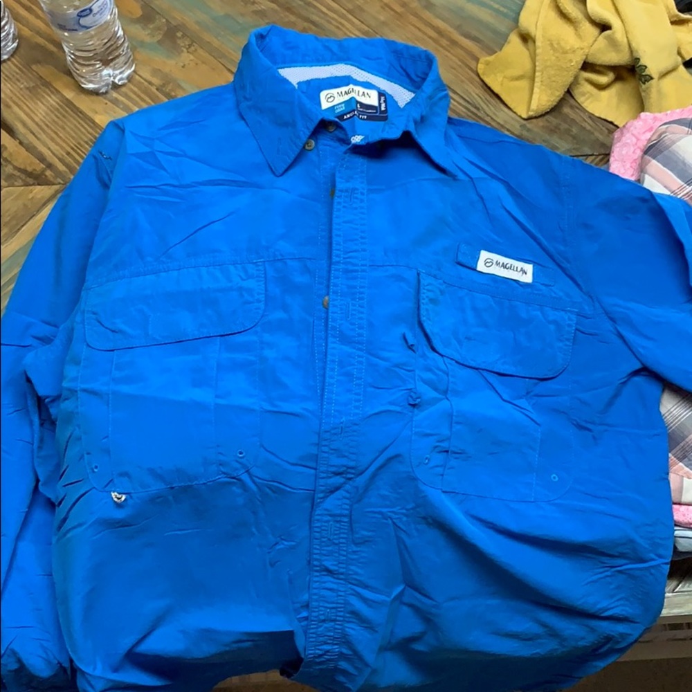 Magellan long sleeve fishing shirt. Size L